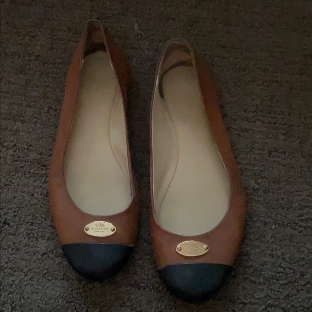 Coach flats